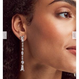 Kendra Scott ✨ Earrings